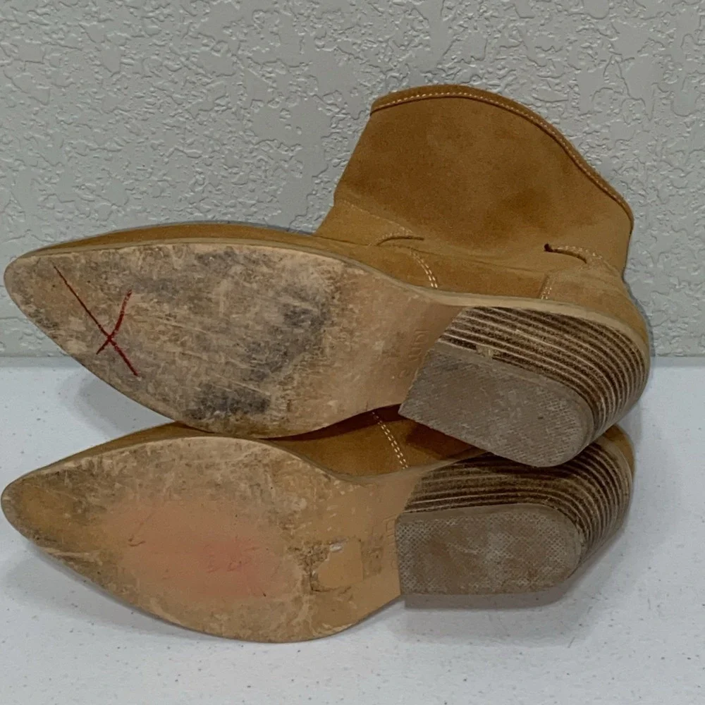 Gaudi Suede‎ Leather Cowboy Boots Booties Size 37 Women's Size 6 Tan Light Brown